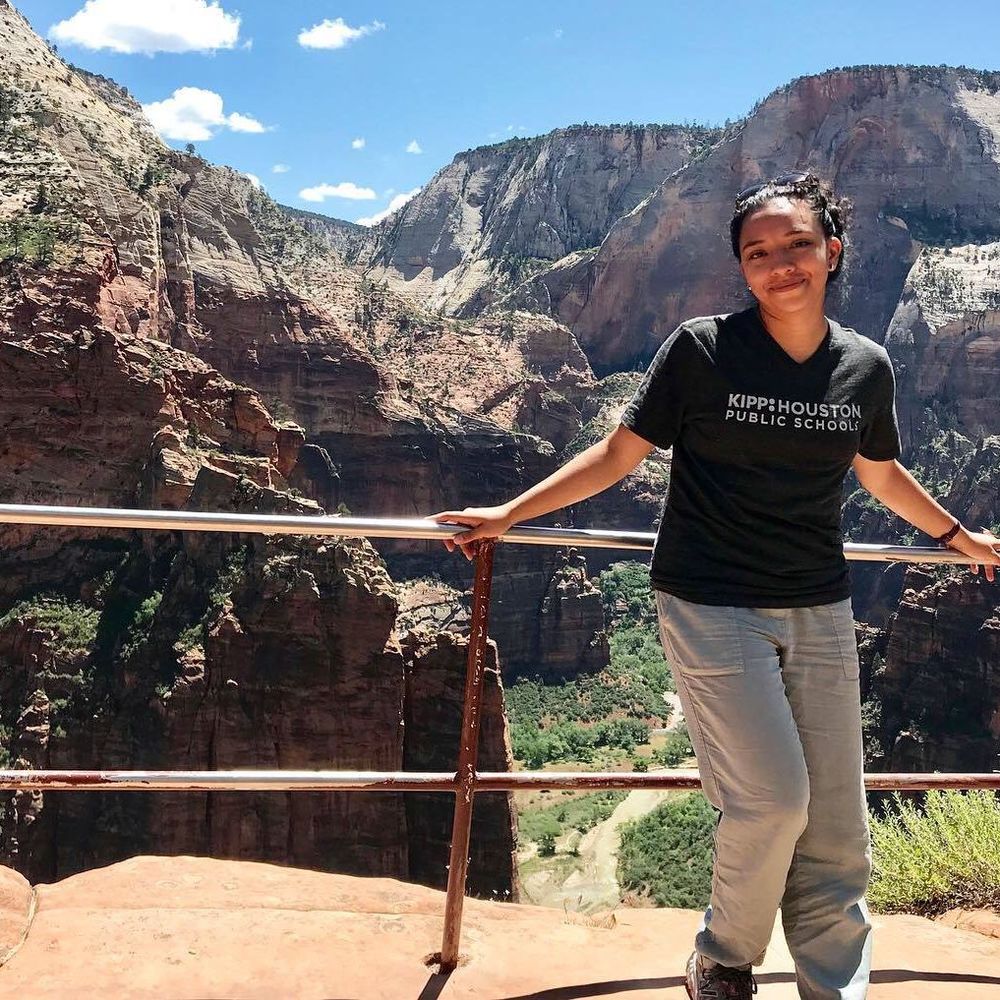 Meet your Posher, Melissa